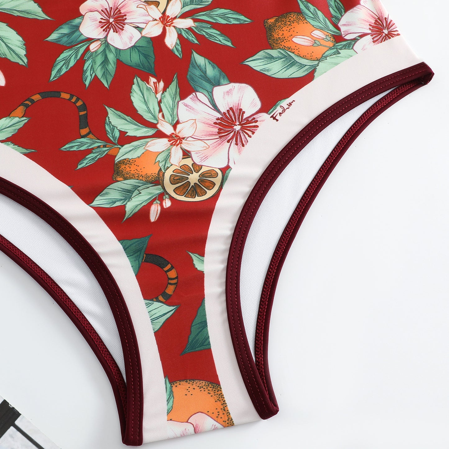 Vintage Floral High-Waisted Bikini with Buckle – Elegant Two-Piece Swimwear